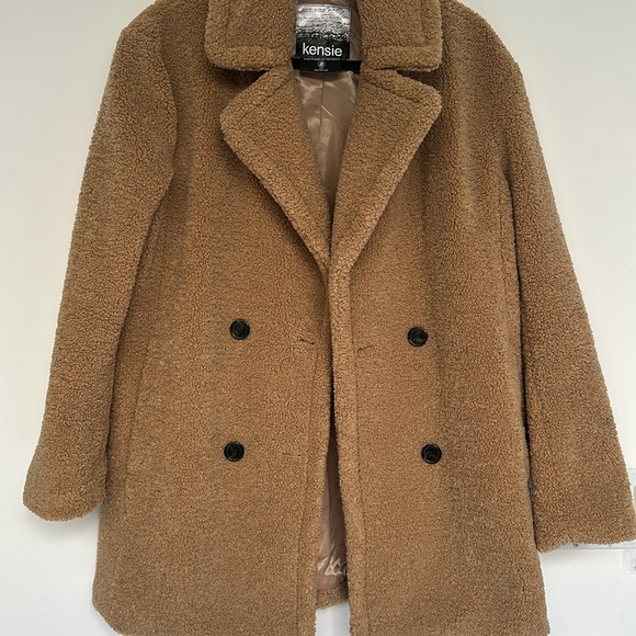 KENSIE
Faux Fur Double Breasted Teddy Coat Small - Picture 6 of 16